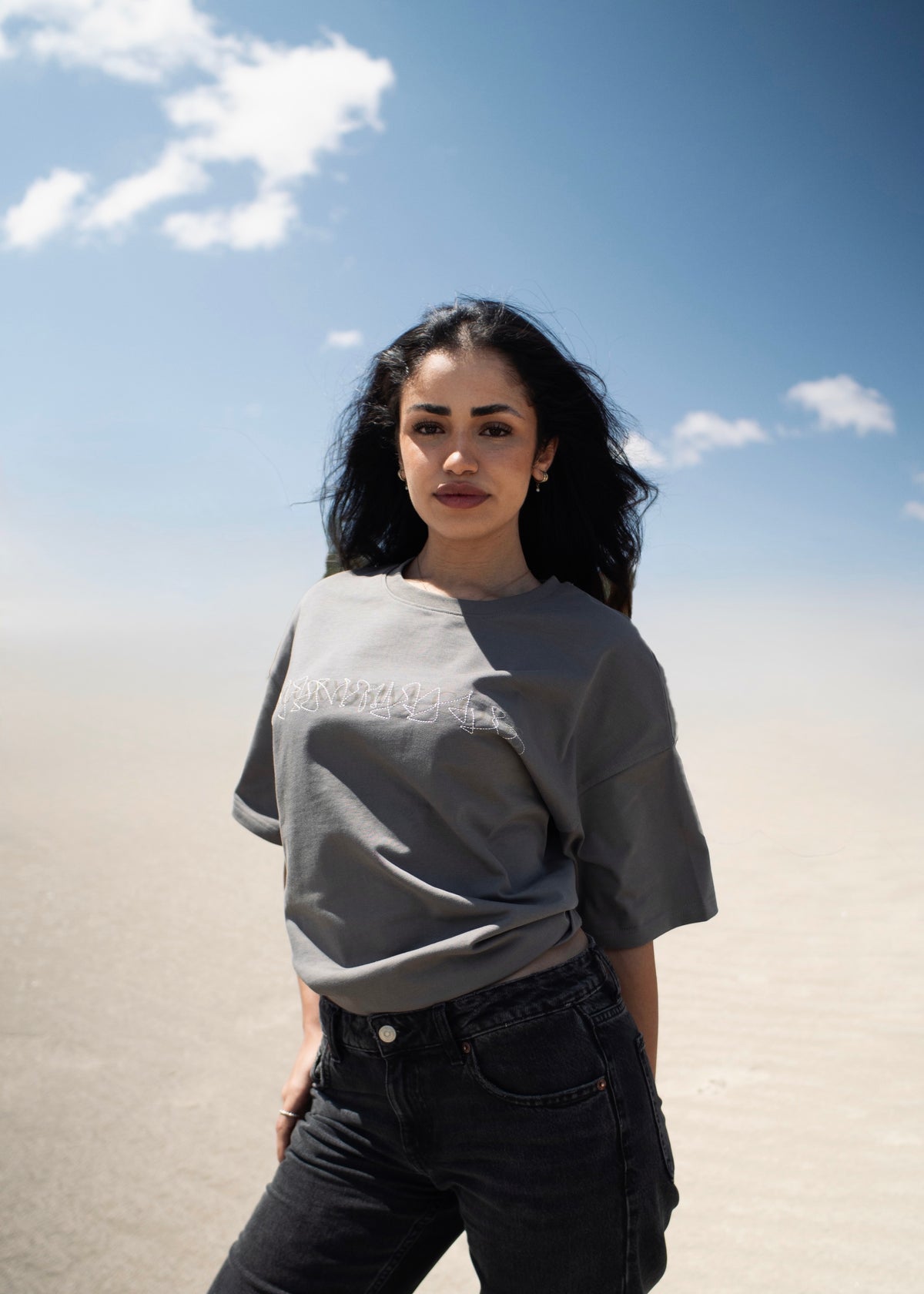 A-01 SCRATCHED BOX TEE